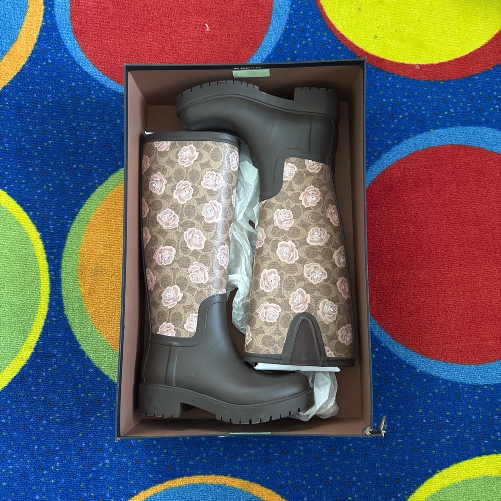 Women Floral Chelsea Rain Boots - Brown/Pink